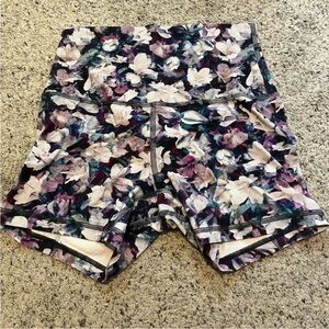 Lululemon align short 4” size 6